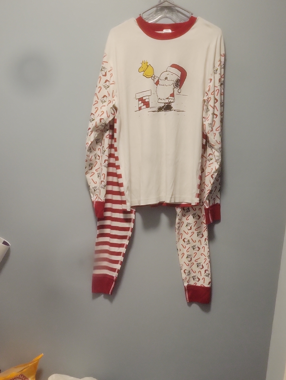 Hanna Andersson Cream & Red Santa Snoopy Kids Pajama Set